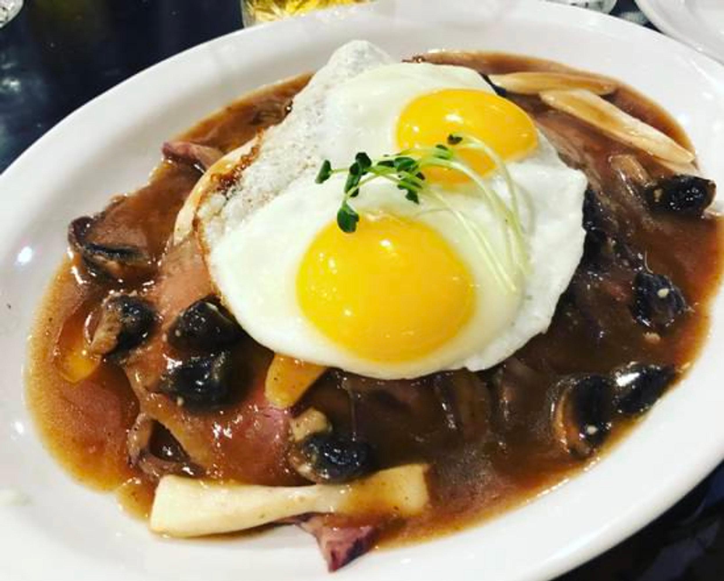 Mezzo Loco Moco